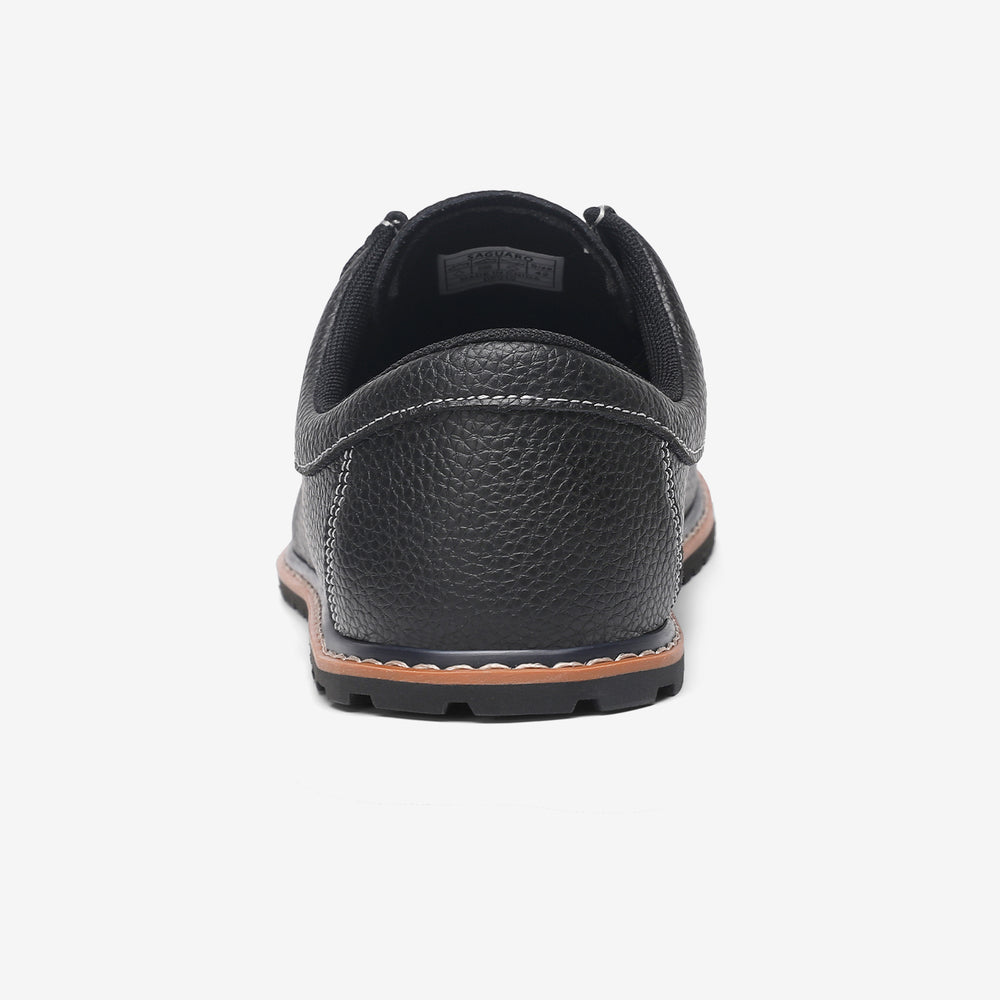 Fersenansicht der handgenähten Herren Casual Loafer